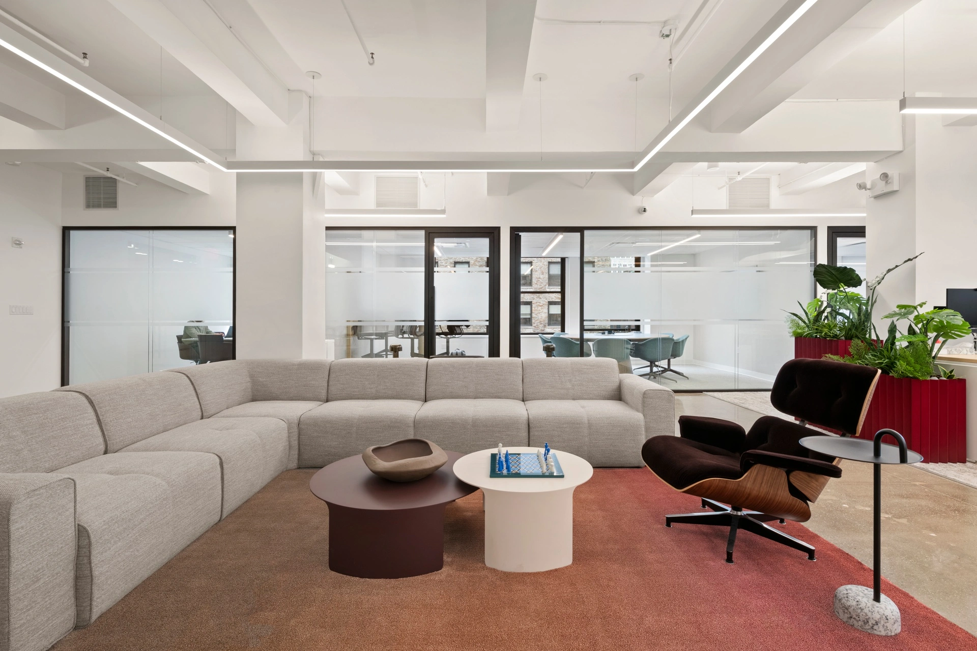 Benhar Office Interiors Walls Division partition wall showroom in New York City